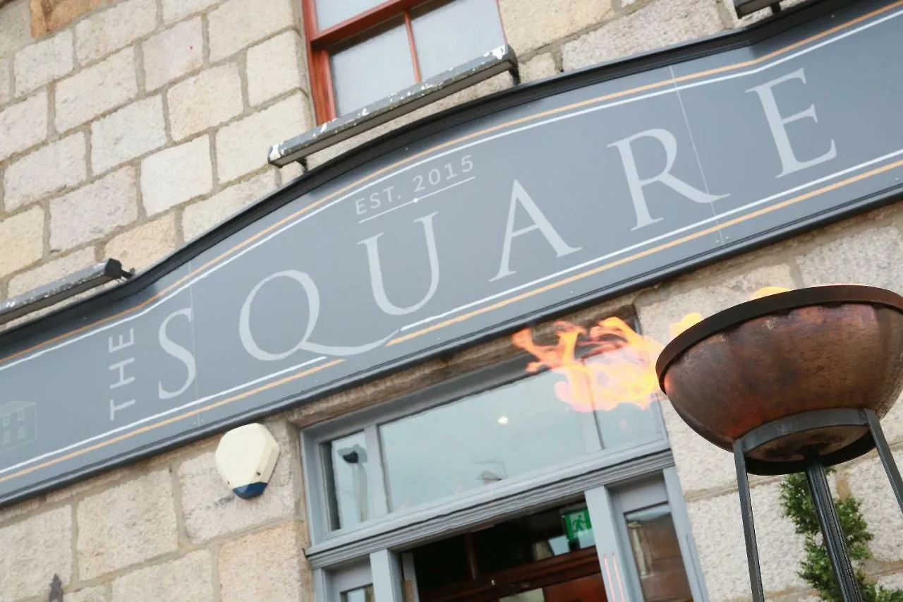 The Square Kintore Hotel